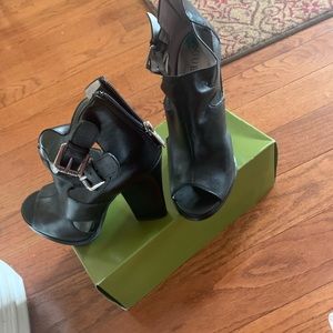 Guess open toe bootie